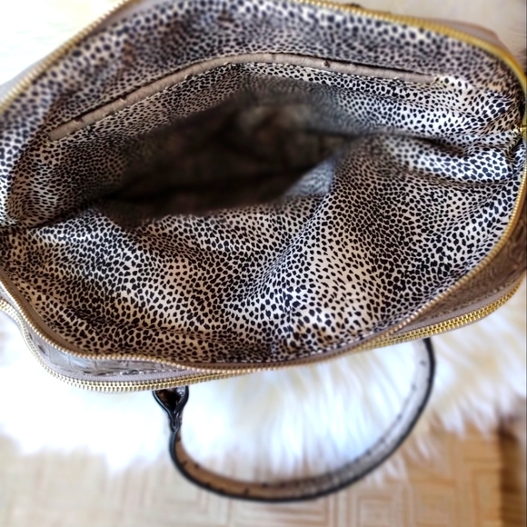 New Alyssa Vegan Ostrich Pattern Lead Safe Tan hand bag - Picture 4 of 7